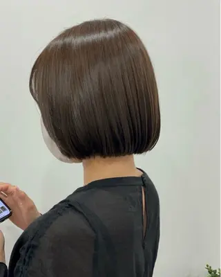 ミディアム ニシザカ マナのヘアスタイル