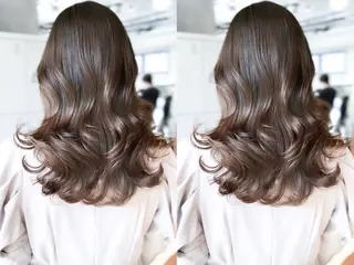 ロング カラー パーマ まとまるレイヤー カット/透明感カラーのヘアスタイル