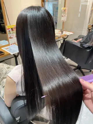 ロング 藤田一輝 【美髪職人】のヘアスタイル