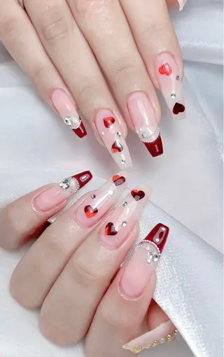 ネイル 🎀M nails✨ ビューティーのネイルデザイン