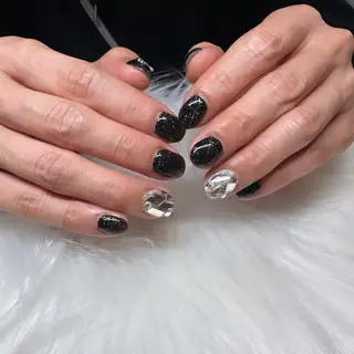 ネイル Laula🤍 ayakaのネイルデザイン
