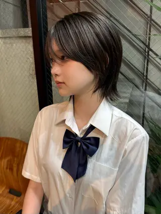 ショート レイヤーカット\ウル フ　chinatsuのヘアスタイル
