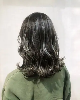 カラー 渡利 晃大のヘアスタイル