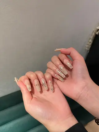 ネイル Tagi Nail 銀座店のネイルデザイン