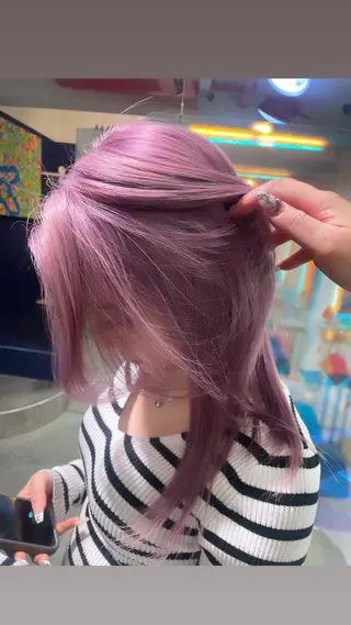 カラー Mii. 内田萌々のヘアスタイル