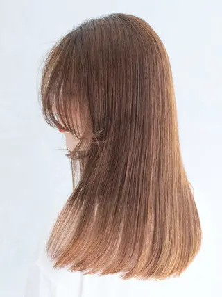 ロング うるつやカラー🫧 Amane️のヘアスタイル