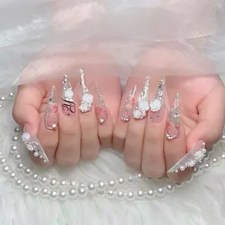 ネイル Lyna 池袋のネイルデザイン