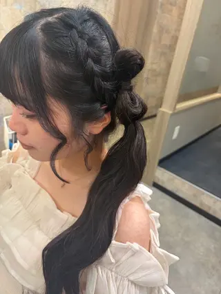 ロング 前田 みのりのヘアスタイル