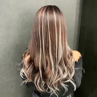 ミディアム カラー 🥀ケアブリーチ🥀 一ノ瀬🥀のヘアスタイル