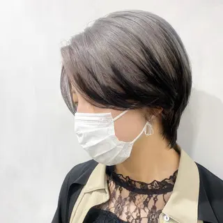 ショート カラー デザインカラー/パー マ🦖外岡咲希🦖のヘアスタイル