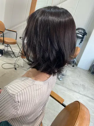 ショート カラー 似合わせレイヤー 阿波座/ふじむらのヘアスタイル