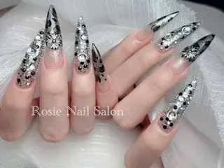 ネイル Rosie Nail サロン南越谷のネイルデザイン