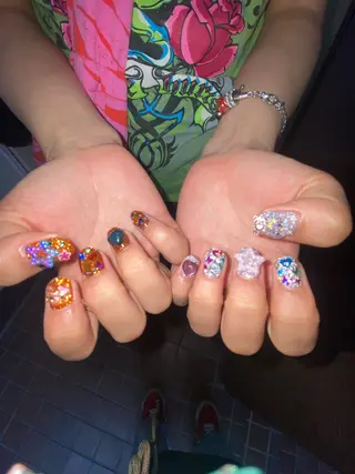 ネイル 個性派🌺推しネイル 💅💞hota🐇のネイルデザイン
