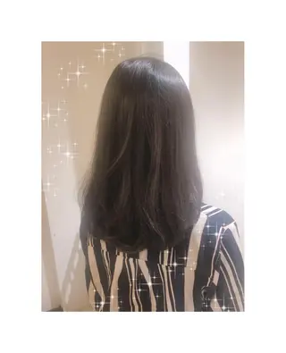 セミロング 甲斐 みづきのヘアスタイル