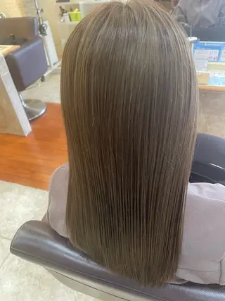 ロング 端野七海 縮毛矯正のヘアスタイル