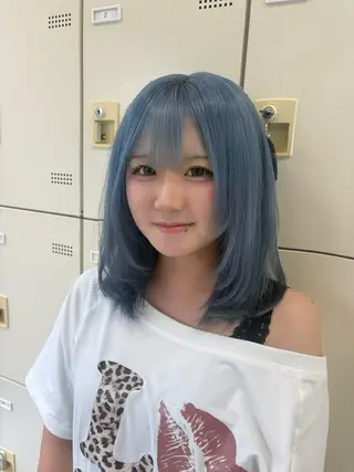 ミディアム 柔らかベージュ🐈／ 艶カラー／towaのヘアスタイル