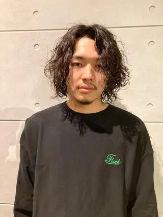 セミロング パーマ メンズ メンズ特化❤️‍🔥 パーマ職人江口佳乃のヘアスタイル