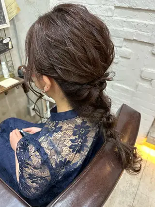 ロング ヘアアレンジ カット スパのヘアスタイル