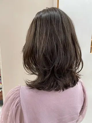 ミディアム YUKI / レイヤーカット🤍のヘアスタイル