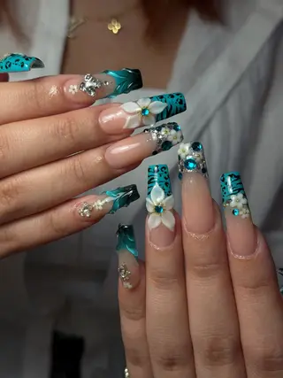 ネイル CoMo Nailのネイルデザイン