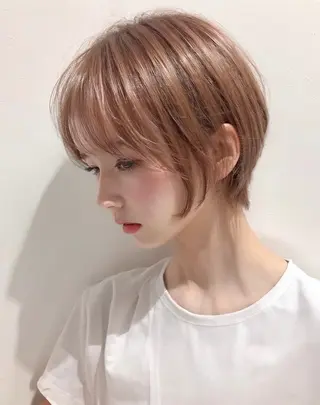 ショート カラー AnFye forprcoのヘアスタイル
