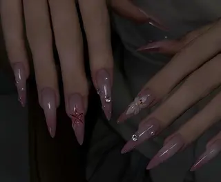 ネイル エリ🫧 nail池袋東口のネイルデザイン