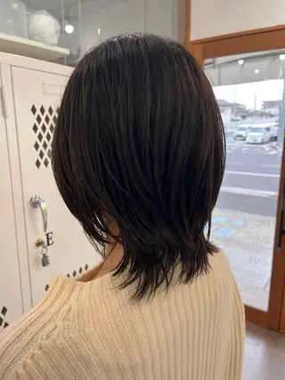 ミディアム 森田 菜留美のヘアスタイル