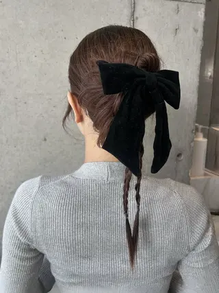 ロング ヘアアレンジ karen 髪質改善のヘアスタイル