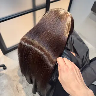 ロング パーマ 髪質改善Ⅰ透明感 艶カラーⅠたつやのヘアスタイル