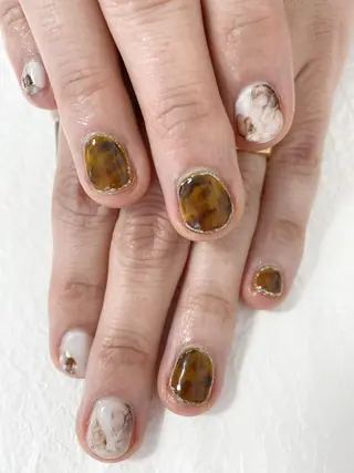 ネイル レイレア ネイルルームのネイルデザイン