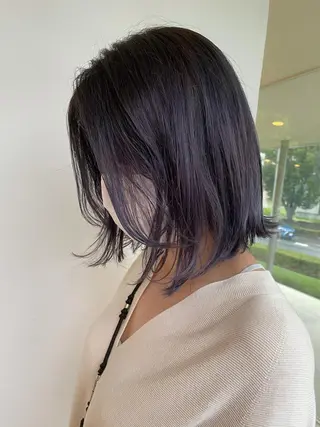 ショート カラー 本間 良のヘアスタイル