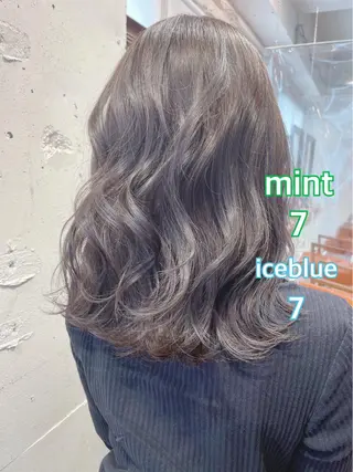 ロング カラー 360°キレイな ショートカットのヘアスタイル