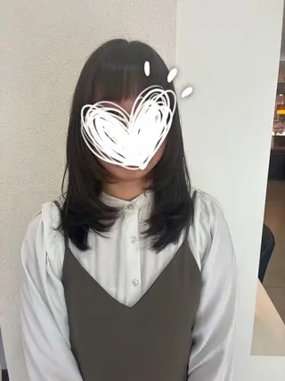 セミロング 川島 光のヘアスタイル