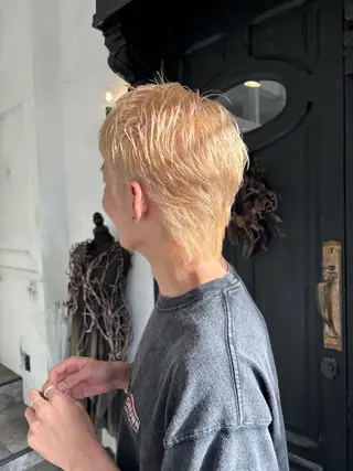 メンズ ボブ・カラー 琴音のヘアスタイル
