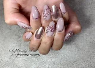 ネイル LAVISH 大和店 🤱子連れ大歓迎のネイルデザイン