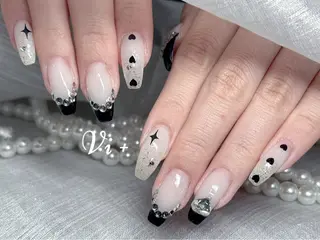ネイル ✨Nailsalon Vi+✨のネイルデザイン