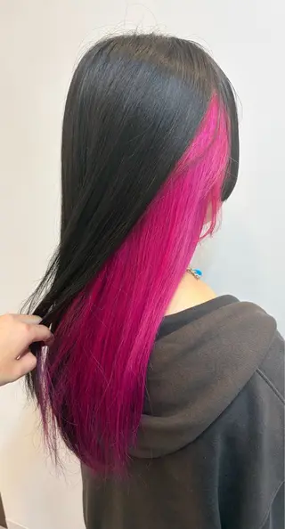 カラー 井上 悠人のヘアスタイル
