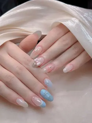 ネイル T. Leeのネイルデザイン