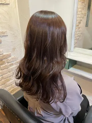 ロング カラー Babylone 飯尾 香音のヘアスタイル