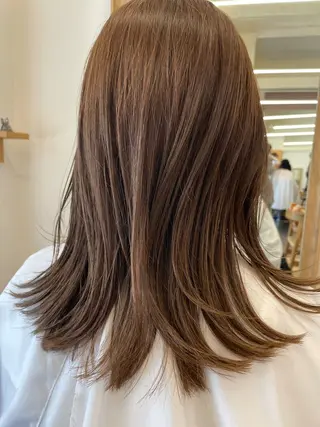 ミディアム カラー 癖を活かすカット レイヤー/パーマ🍝のヘアスタイル