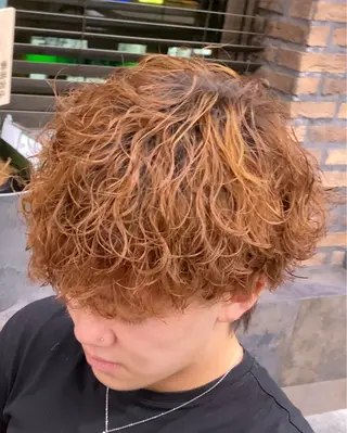 パーマ メンズ シャドウ/フェザー 朝崎倭斗のヘアスタイル
