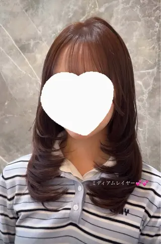 ミディアム カラー レイヤー透明感カラー ブリーチ🎀オトハのヘアスタイル