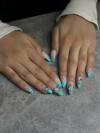 ネイル IROHA NAIL makoのネイルデザイン