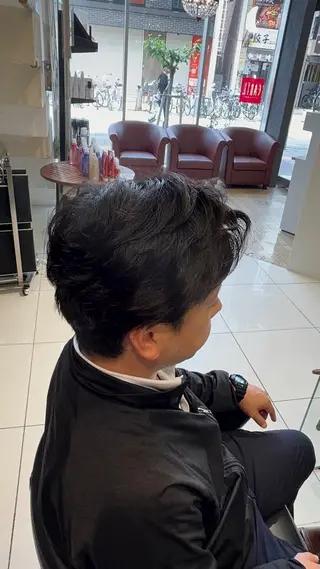パーマ メンズ 【Earth】野首 京佑のヘアスタイル