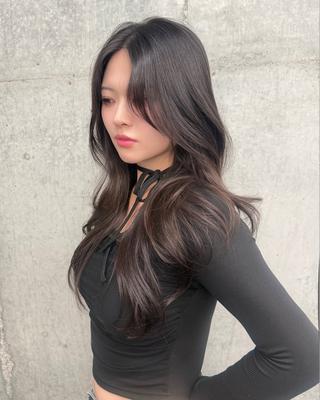 ロング カラー レイヤーカット 韓国ヘアayameのヘアスタイル