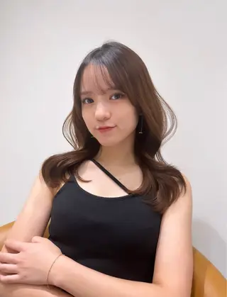 セミロング レイヤーカット🤍 seriraのヘアスタイル