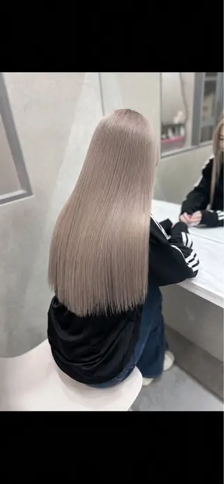 カラー Rio /ハイトーン /透明感カラーのヘアスタイル