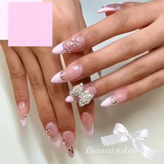 ネイル Bianca所沢 Wakana🧸のネイルデザイン