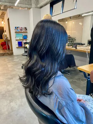 ロング カラー 川井 英郁のヘアスタイル