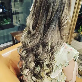 ロング カラー spa hair ark 富井直美のヘアスタイル